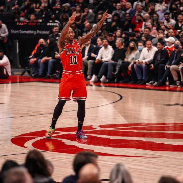 开云体育下载-末节狂飙力擒老东家 关键时刻德罗赞值得信赖