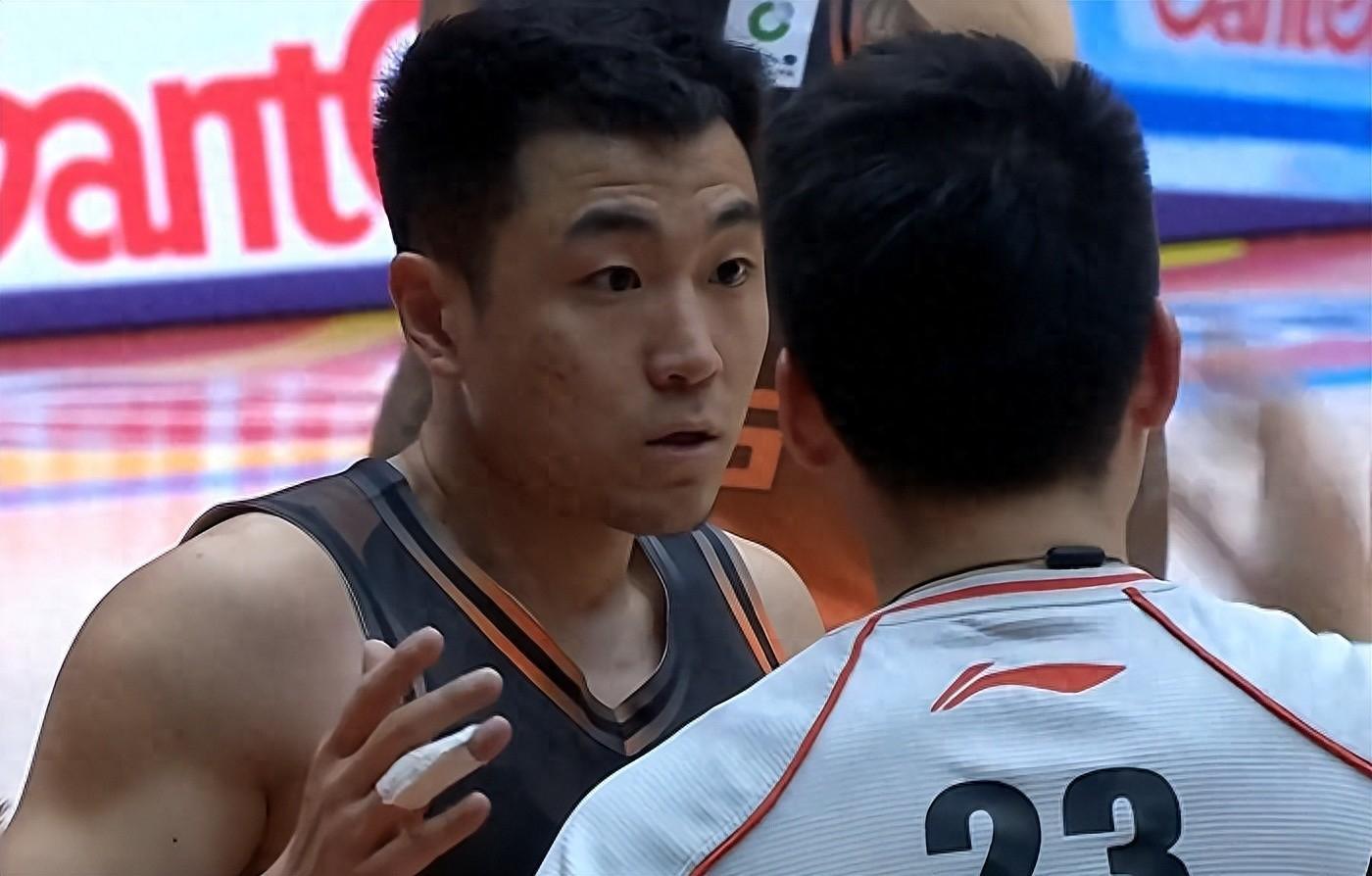 开云官网-大冷门!卫冕冠军无缘8连胜,山东男篮12战11胜,邱彪有能